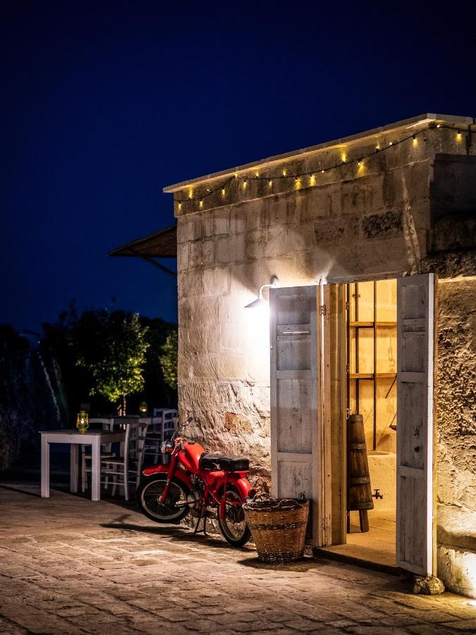 Masseria Paralupi Bed and Breakfast Λέτσε Εξωτερικό φωτογραφία