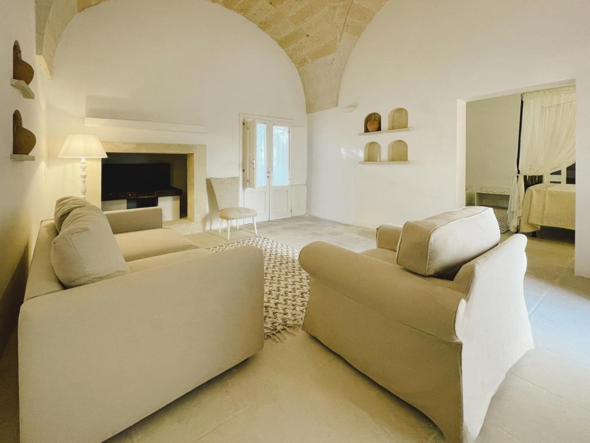 Masseria Paralupi Bed and Breakfast Λέτσε Εξωτερικό φωτογραφία